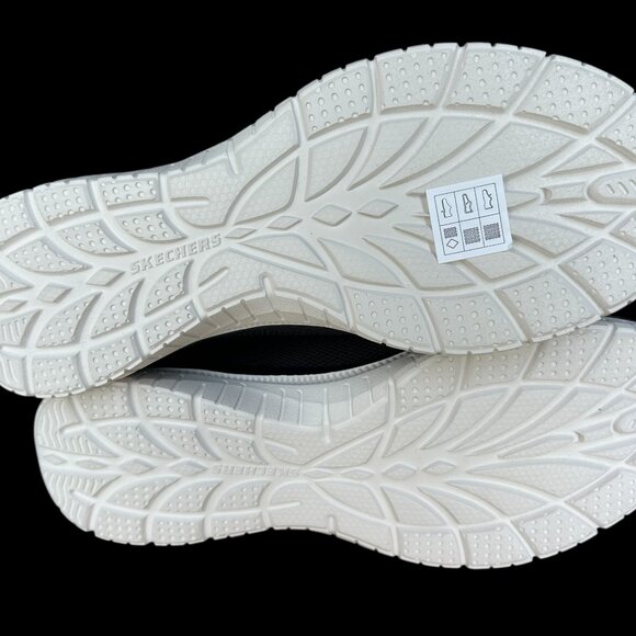 Skechers Women's Virtue Swift Fit Hands Free Shoe Black Size 10 - Picture 8 of 8